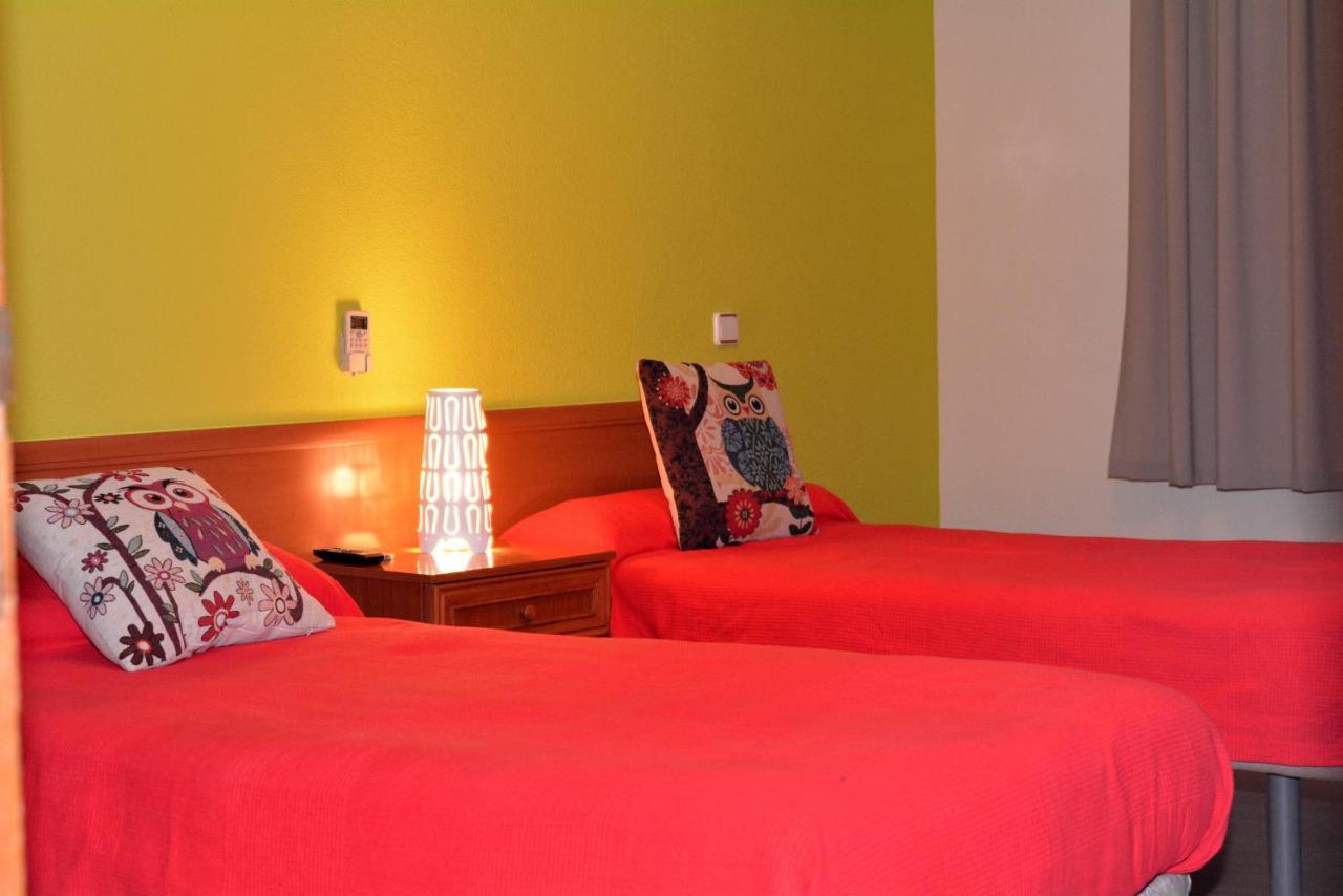 Hostal Gastrobar Carmelo Villarejo de Salvanes Екстер'єр фото