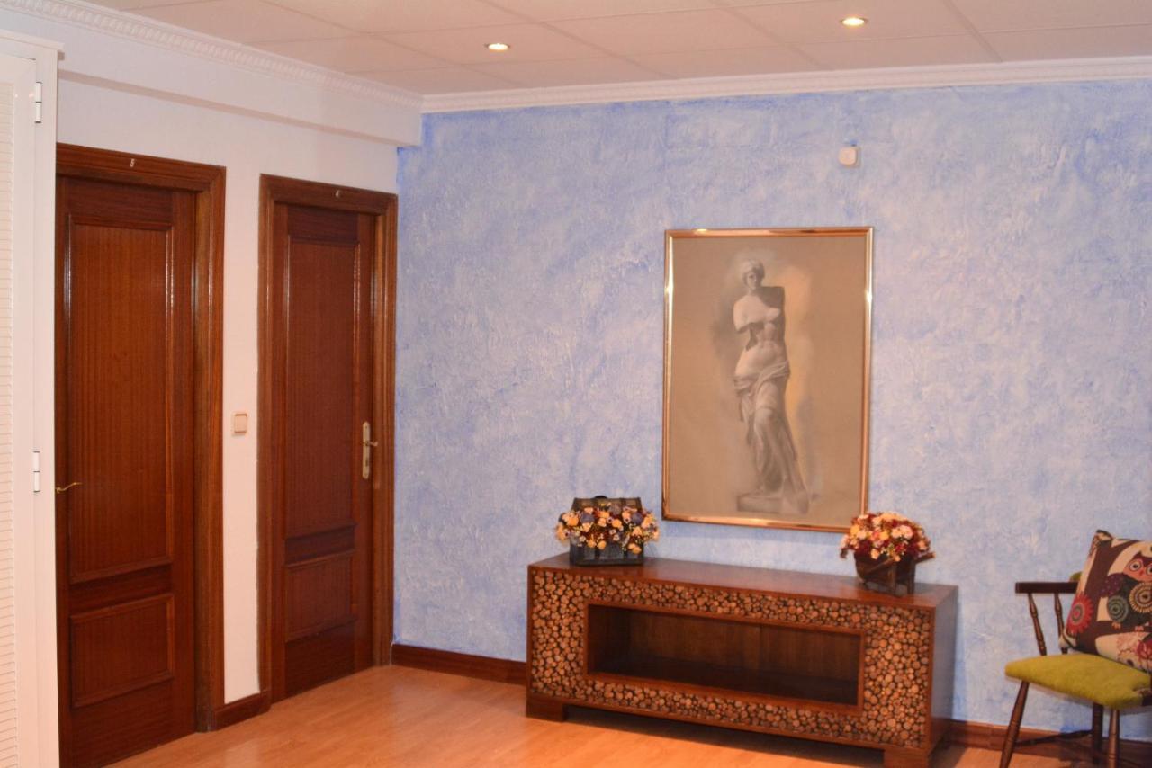 Hostal Gastrobar Carmelo Villarejo de Salvanes Екстер'єр фото